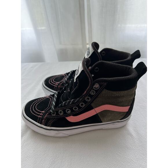 Van Shoes - New Vans SK8-HI Size 6 in Parachord and Canteen